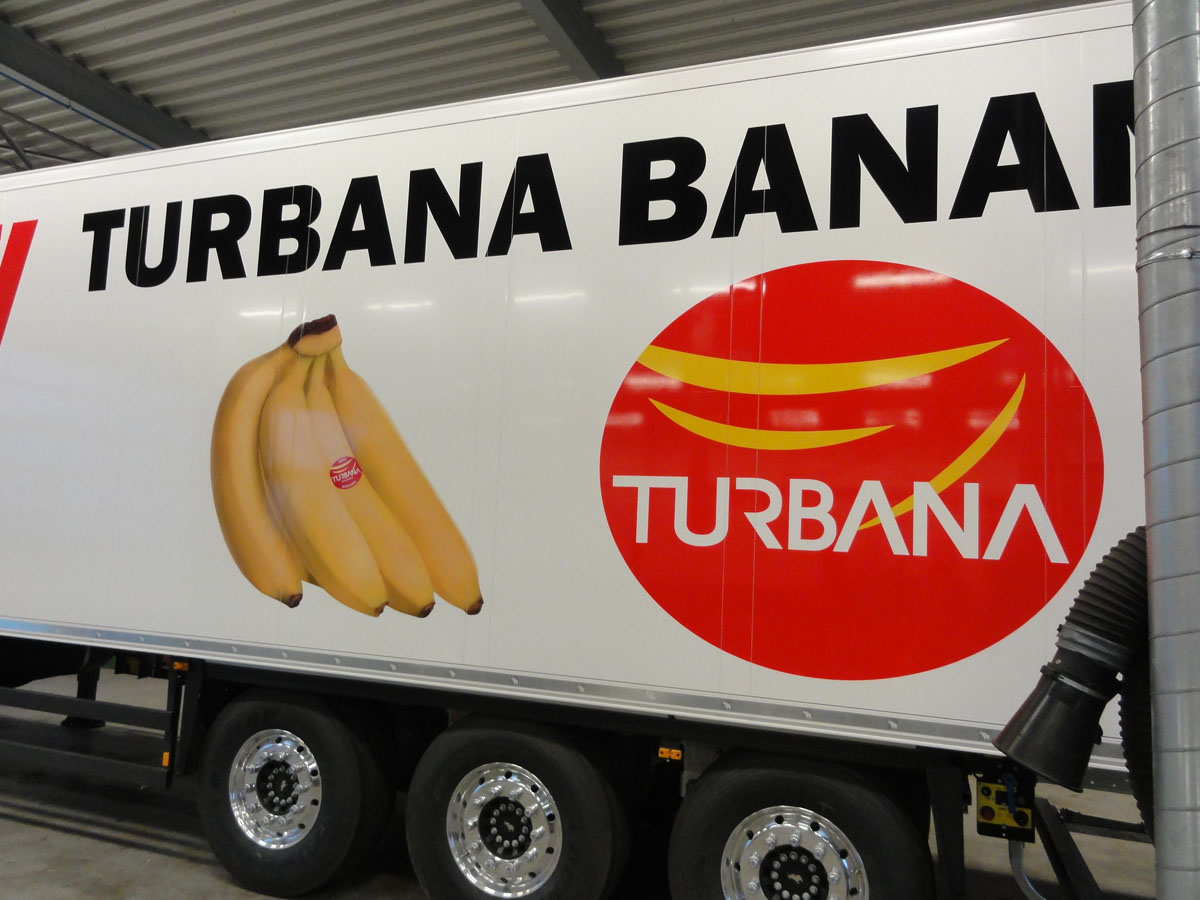 Autoreclame Karsten / Turbana bananen